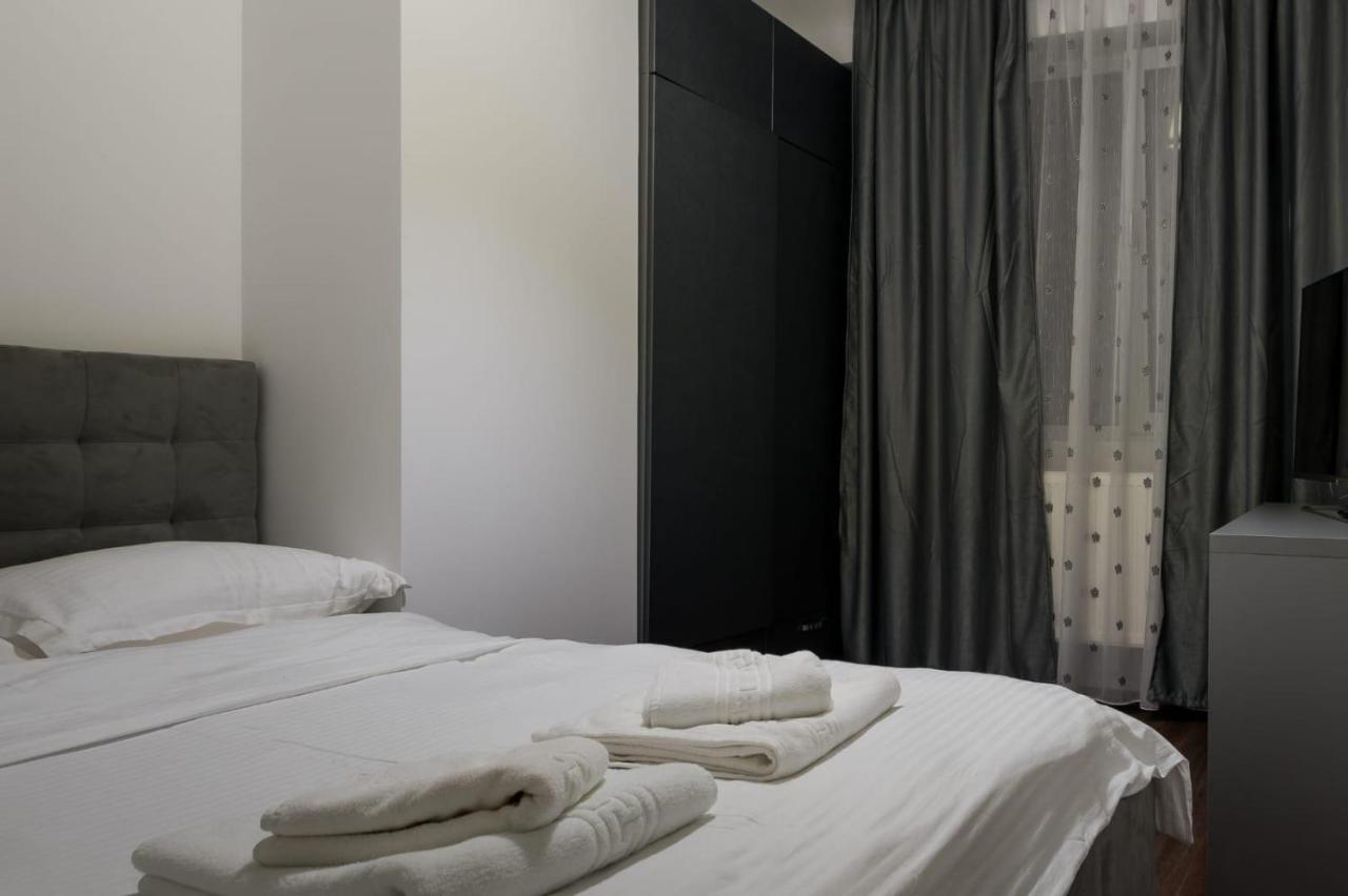 Tod Apartments Palas Iasi Buitenkant foto